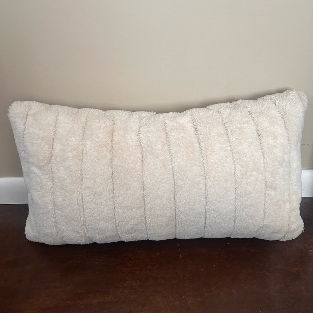 Plush Ribbed Rectangular Throw Pillow — Cream
